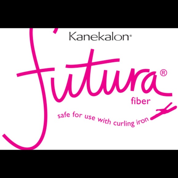 NWT-  NEON PINK STRAIGHT ROUNDED CHINA BANG BOB by - Mane Concept Futura - Picture 10 of 10